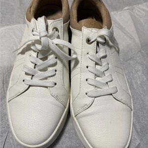 Naturalizer women White and Tan Sneakers